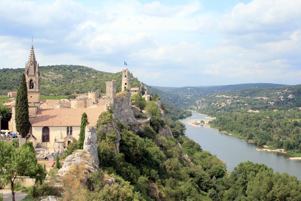 Du Reve O Naturel - Maison De Vacances Entre Gorges De L'Ardeche Et Gard Saint-Julien-de-Peyrolas Buitenkant foto